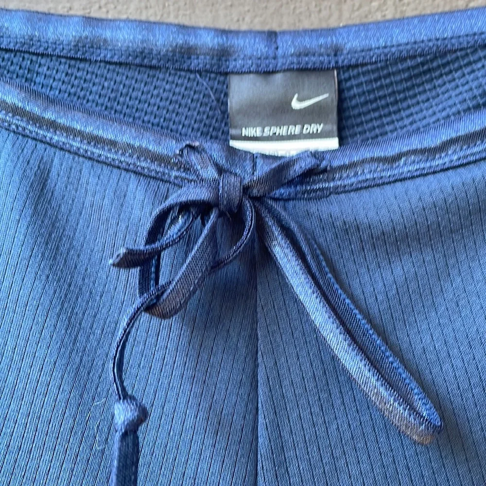 Nike Navy Sphere Dry Pants - Picture 4 of 8